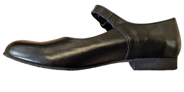 черни скарпини за народни танци