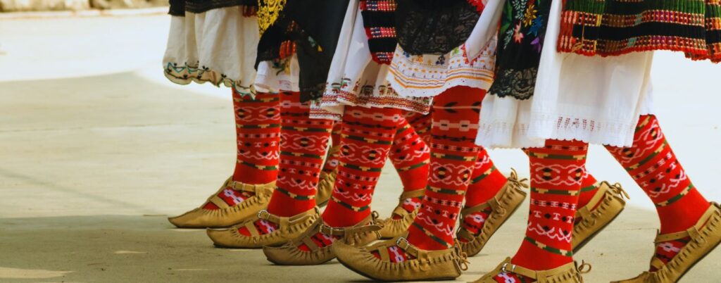 български народни танци